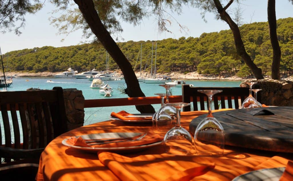 Paklinski otoci Pomalo restoran portal pomalo.org Hrvatska